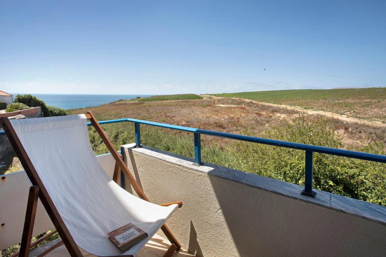 Sao Bernardino Beach House Atouguia Da Baleia Exteriör bild